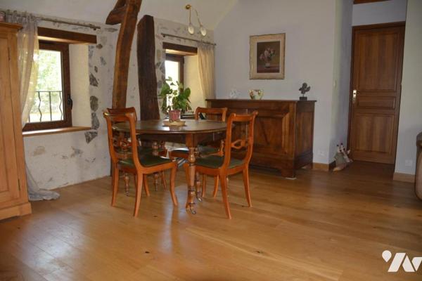 Vente sur Ballée maison avec garage et jardin