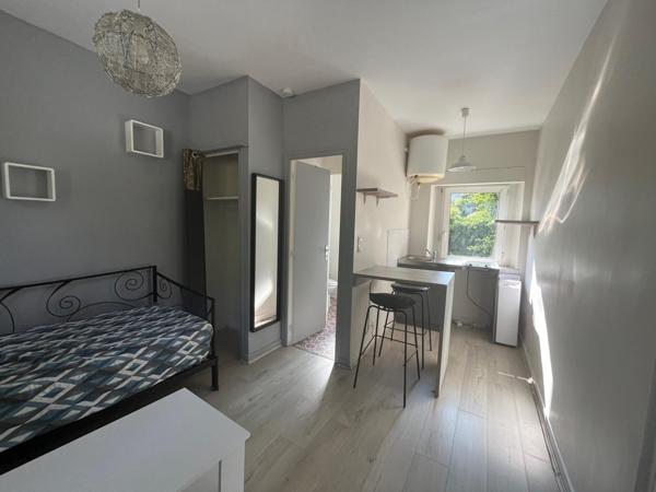 maison de ville AVEC JARDIN