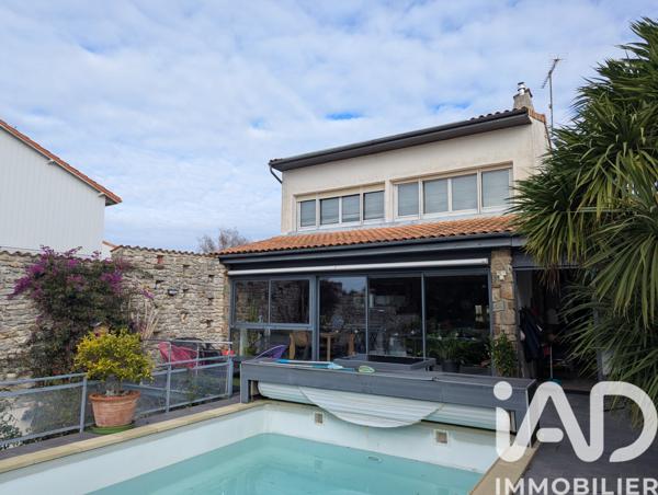 Maison à vendre 8 pièces 187 m² Vaux-sur-Mer