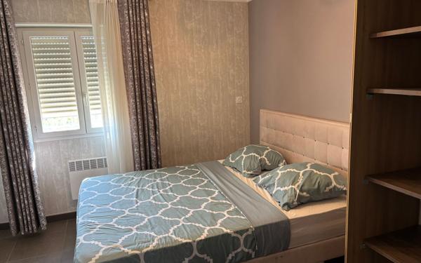 Maison à vendre    6 pièces • 184 m2 Vedène