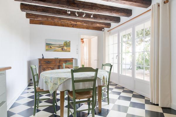 Bâtisse de 215M² en pierre du XVIII siècle à Thairé, La Fondelay