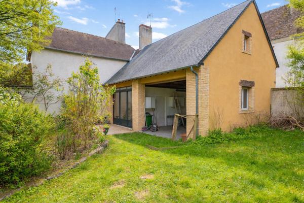 Maison à BEAUMONT-SUR-SARTHE, 72170 - 8 pièces 200m²
