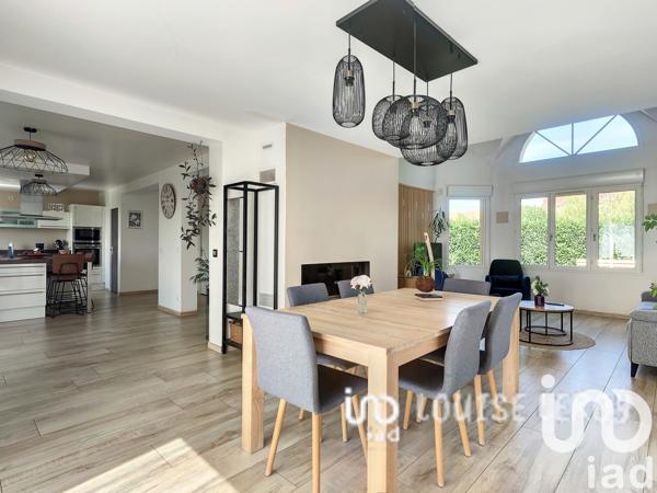 Maison à vendre 6 pièces 163 m² Dourdan