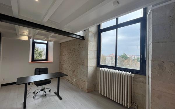 Maison à vendre    1 pièce • 159,75 m2 Périgueux