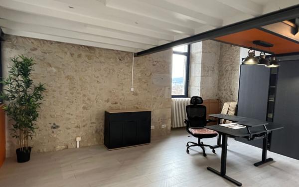 Maison à vendre    1 pièce • 159,75 m2 Périgueux