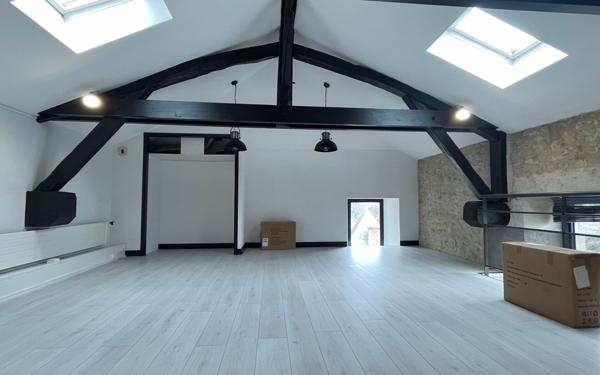 Maison à vendre    1 pièce • 159,75 m2 Périgueux