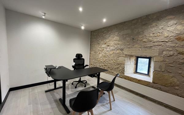 Maison à vendre    1 pièce • 159,75 m2 Périgueux