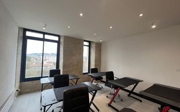 Maison à vendre    1 pièce • 159,75 m2 Périgueux