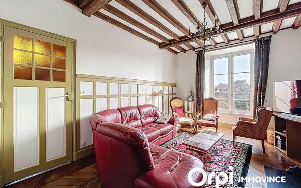 Maison à vendre    7 pièces • 190 m2 Chalinargues