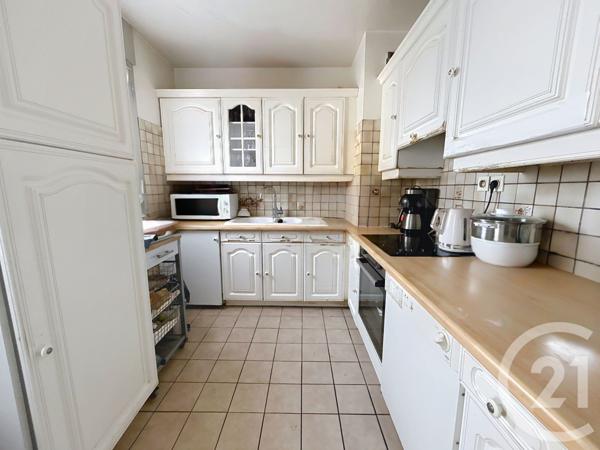 Appartement F3 à vendre  3 pièces - 67,14 m2 LE KREMLIN BICETRE - 94