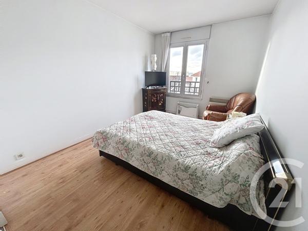 Appartement F3 à vendre  3 pièces - 67,14 m2 LE KREMLIN BICETRE - 94