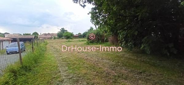 Terrain à vendre de 825 m²