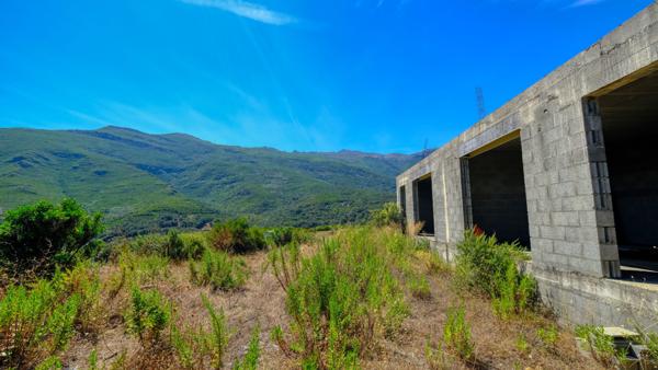 Vente maison hors d'eau Sisco 5 pièces vue mer avec terrain 2073 m2 avec permis de construire