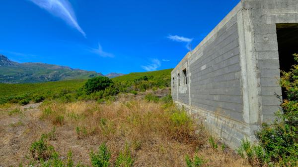 Vente maison hors d'eau Sisco 5 pièces vue mer avec terrain 2073 m2 avec permis de construire