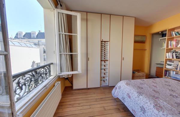 Appartement Paris 2 pièce(s) 46 m2