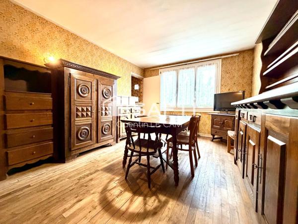 ANGERS bien avec gros potentiel, jardin garages.