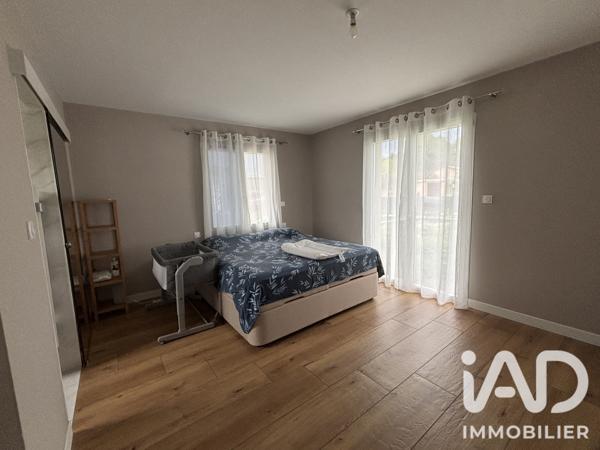 Location maison 4 pièces 115 m² Salles