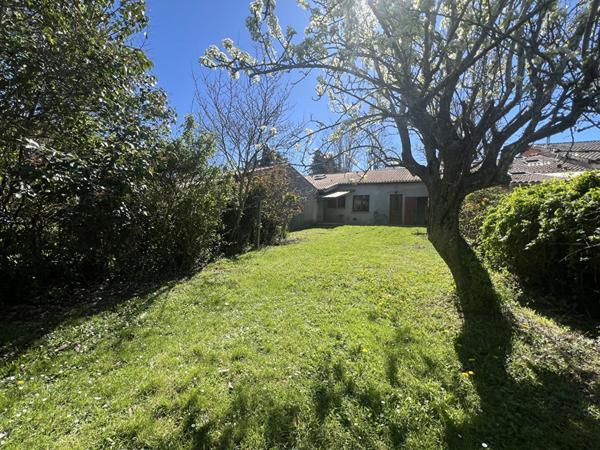 Castanet-Tolosan! Maison de village T4 de 105 m² avec jardin