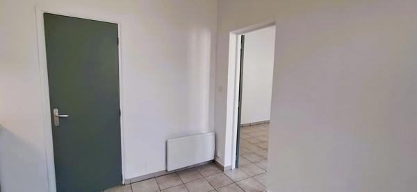 SPECIAL INVESTISSEUR Appartement à vendre T1 de 28m2 + PARKING,  SAINT QUENTIN (02100) Centre Ville