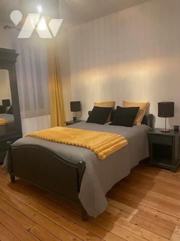 CHALONC EN CHAMPAGNE (51000) secteur recherché et proche du centre ville