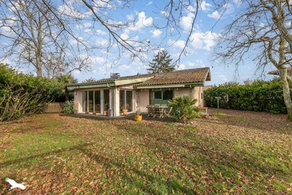 Maison à vendre |  Saint-Jean-d'Illac |  6 pièces | 155 m²