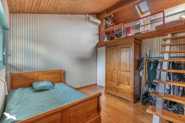 Maison à vendre |  Saint-Jean-d'Illac |  6 pièces | 155 m²