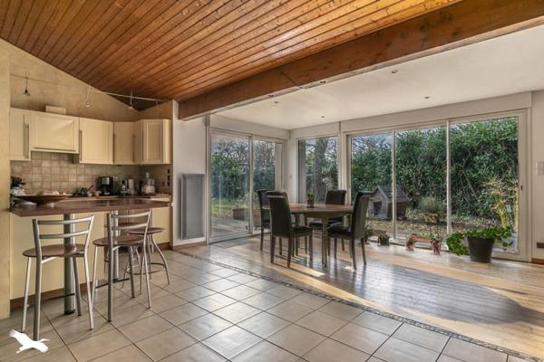 Maison à vendre |  Saint-Jean-d'Illac |  6 pièces | 155 m²