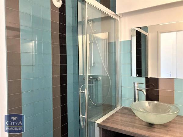 Appartement à louer 2 pièces 41.14m² L'Isle-Jourdain (32600)