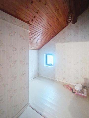 Maison à fort potentiel d'agrandissement et d'aménagement aux portes des frontières !