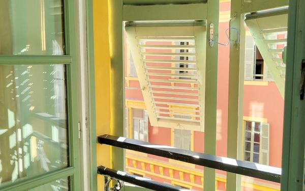 Appartement à louer    2 pièces • 37,89 m2 Nice