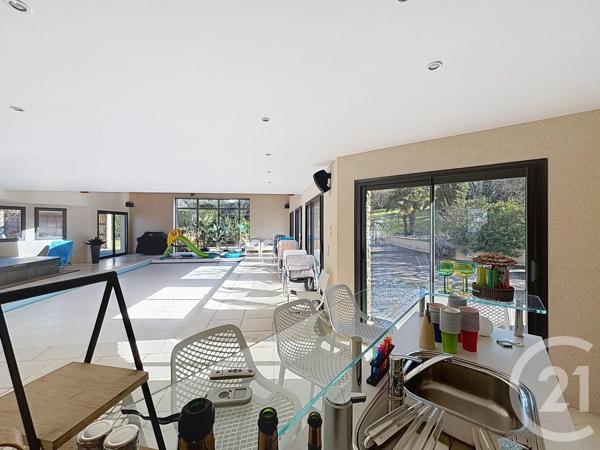 Maison à vendre  11 pièces - 380,25 m2 VAUX LE PENIL - 77