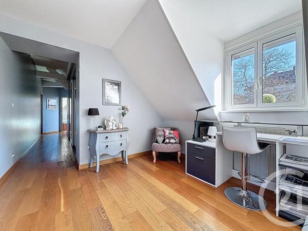 Maison à vendre  11 pièces - 380,25 m2 VAUX LE PENIL - 77