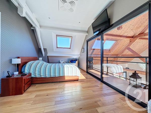 Maison à vendre  11 pièces - 380,25 m2 VAUX LE PENIL - 77