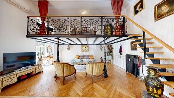 NICE - FLEURS : JOLI LOFT PLEIN SUD AU CALME DONNANT SUR JARDIN PLEIN SUD