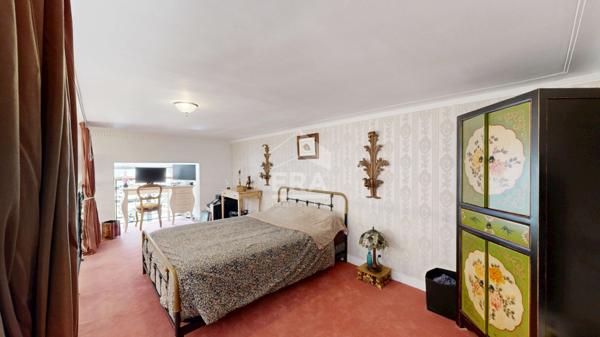 NICE - FLEURS : JOLI LOFT PLEIN SUD AU CALME DONNANT SUR JARDIN PLEIN SUD