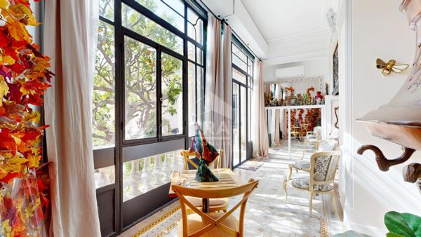 NICE - FLEURS : JOLI LOFT PLEIN SUD AU CALME DONNANT SUR JARDIN PLEIN SUD