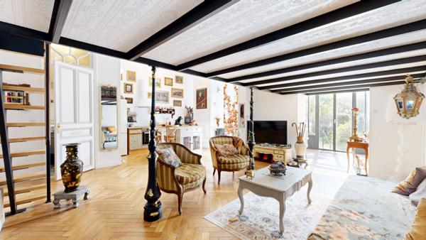 NICE - FLEURS : JOLI LOFT PLEIN SUD AU CALME DONNANT SUR JARDIN PLEIN SUD