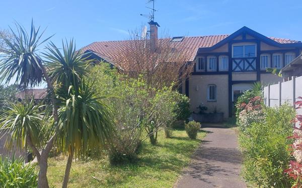 Maison à vendre    6 pièces •  Saint-Vincent-de-Tyrosse