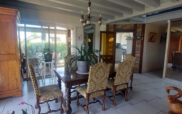 Maison à vendre    6 pièces •  Saint-Vincent-de-Tyrosse