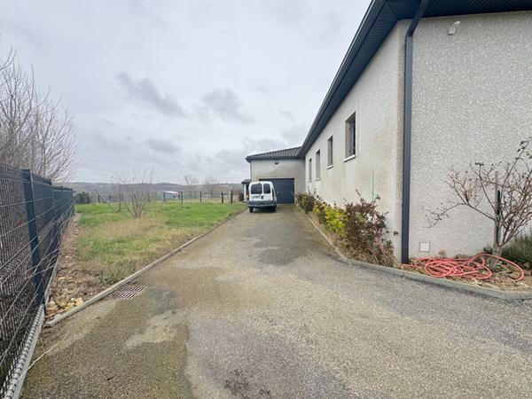 À VENDRE : COUP DE COEUR PROCHE DE BELPECH MAISON RECENTE AVEC PISCINE ET JARDIN