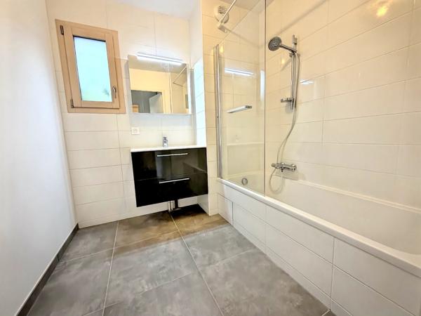 Appartement 3 pièce(s) 2 chambre(s) 69.97 m²