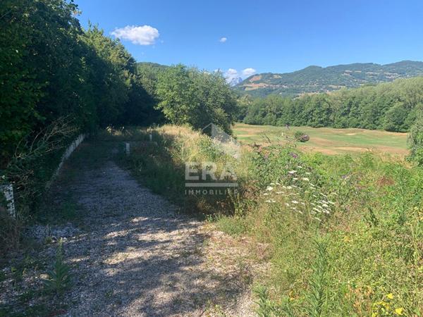 Terrain Libre constructeur Jarrie 600m²