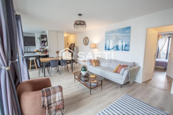 SUPERBE APPARTEMENT 4 PIECES-  86 M2- BALCON - CENTRE VILLE