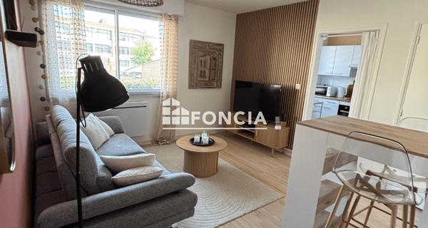 À vendre Studio 34 m² - Cahors 46000