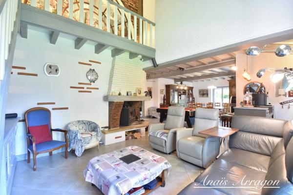 Propriete à vendre 5 pièces HAUTEFAGE LA TOUR (47)