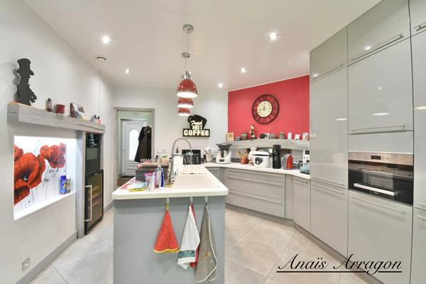 Propriete à vendre 5 pièces HAUTEFAGE LA TOUR (47)