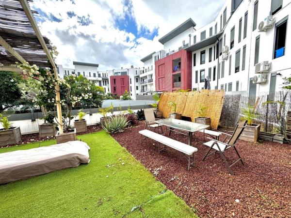 Appartement à vendre à Saint-Pierre à la Réunion (97410), ref : 97424/170   
RAVINE BLANCHE