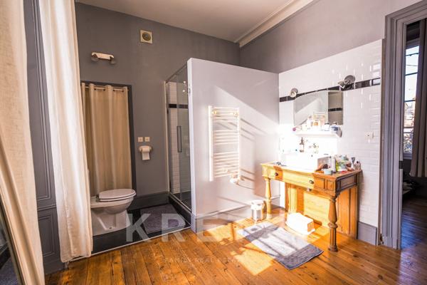 Élégante maison de caractère 1850 avec jardin – Centre de Cognac