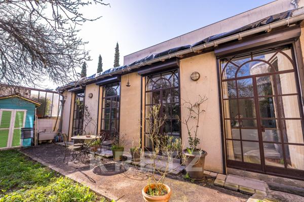 Élégante maison de caractère 1850 avec jardin – Centre de Cognac