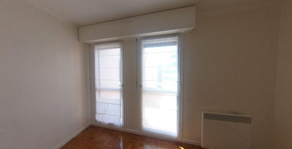 COURBEVOIE - Avenue du Parc - Appartement 2 pièces